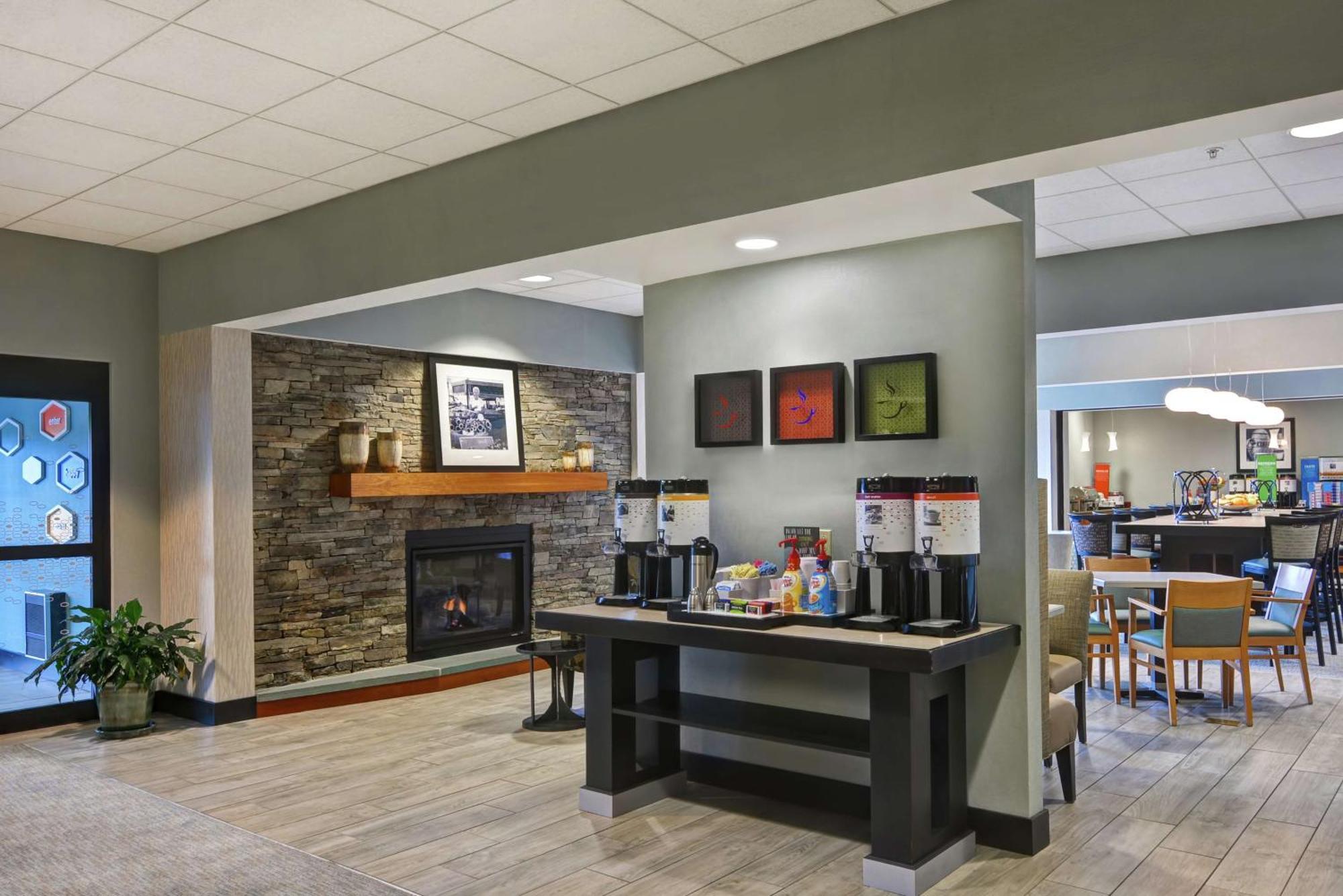 Hampton Inn Lewisburg Eksteriør billede